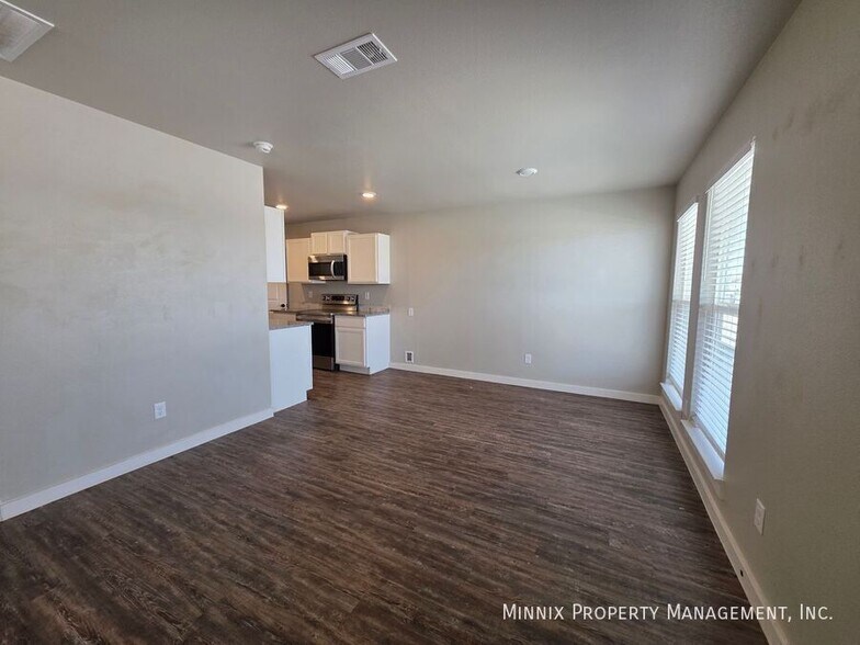 Building Photo - 7113 Black Butte
