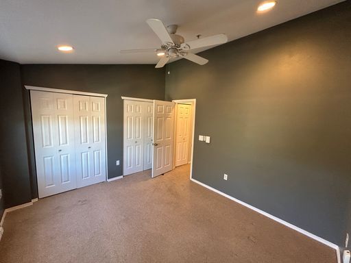 Building Photo - Gorgeous 2 bedroom 2 bath townhome available now!