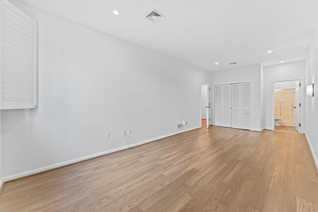 Building Photo - 75 LIBERTY Ave