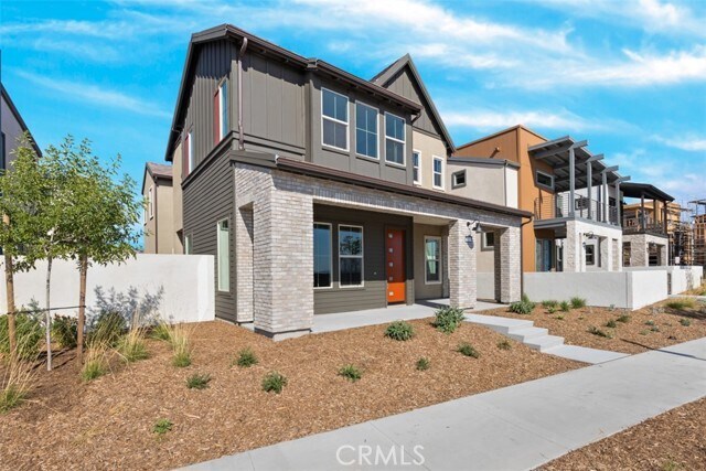 Building Photo - 9355 Astor