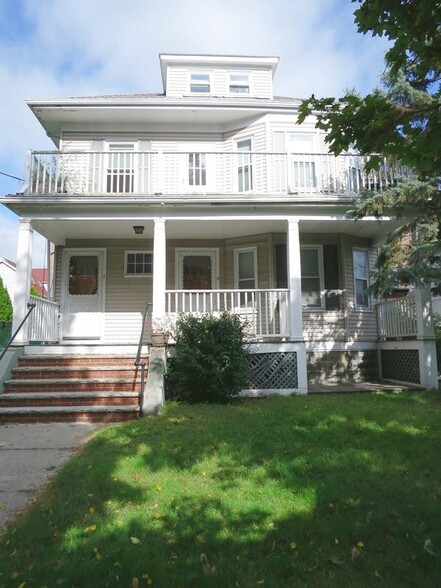 Primary Photo - 5 Freeman St