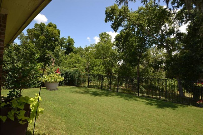Building Photo - 5918 Crawford Hill Ln