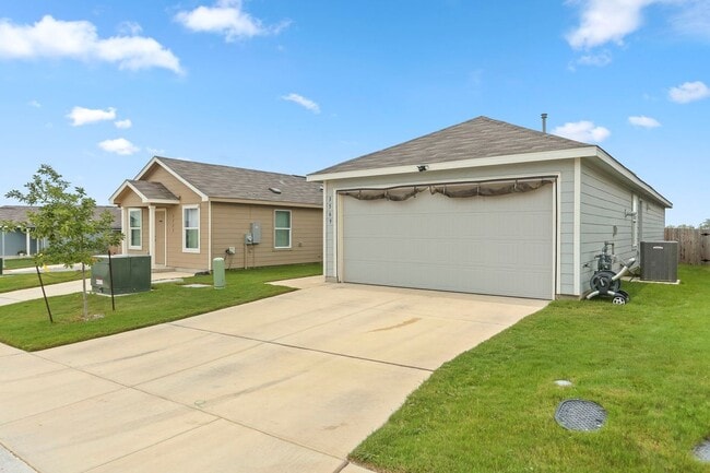 Building Photo - 3569 Millbrook Wy