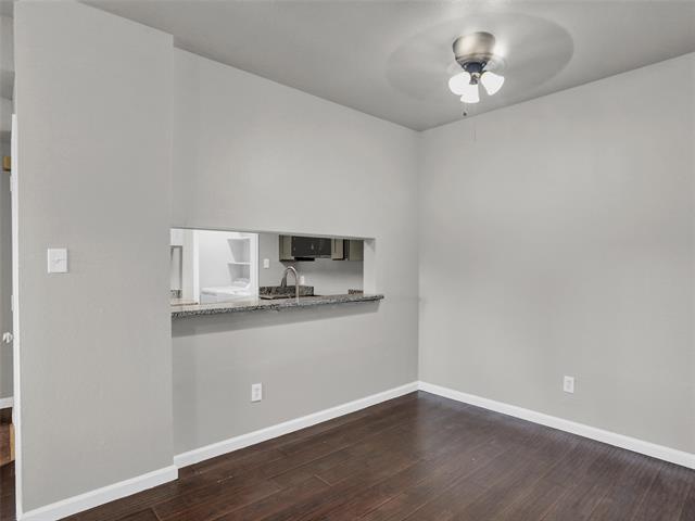 Building Photo - 1601 Marsh Ln