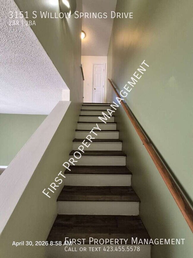 Building Photo - 3151 Willow Springs Dr NE