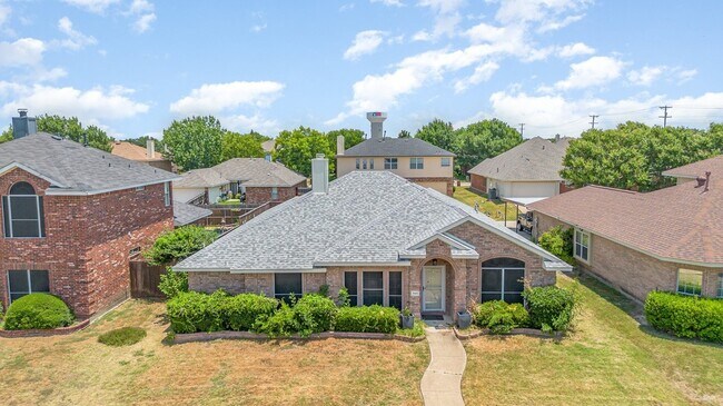 Building Photo - 745 Amhurst Ct