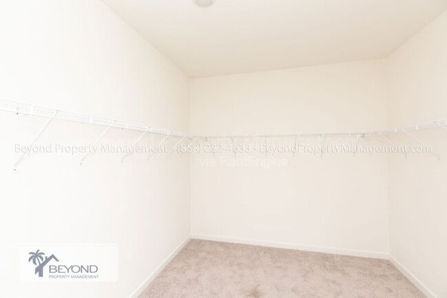 Building Photo - 13410 Pasture Ct