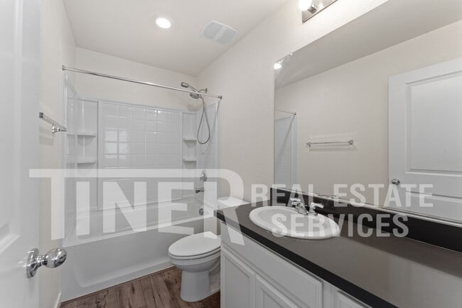 Building Photo - 3117 Pruett Dr
