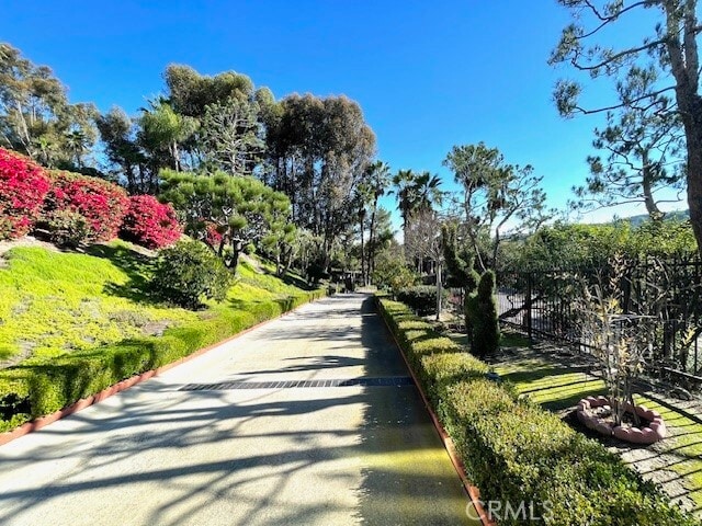 Building Photo - 401 Puddingstone Dr