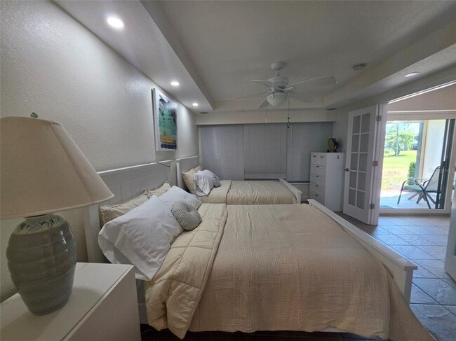 Building Photo - 6295 Bahia Del Mar Cir