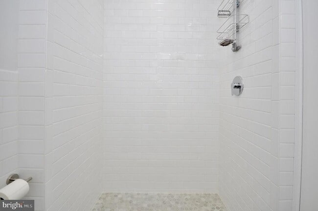 Building Photo - 8037 Pine Rd