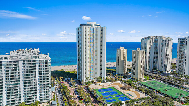 Building Photo - 3000 N Ocean Dr