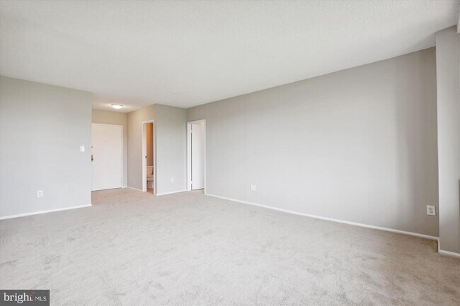 Building Photo - 5500 Holmes Run Pkwy