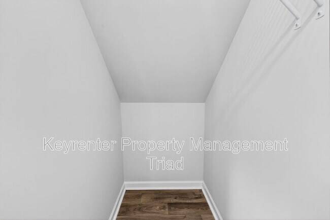 Building Photo - 3705 Nathans Wy