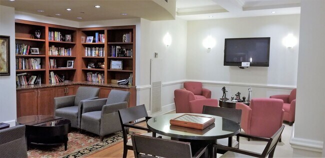 Building Photo - Stunning 1-Bedroom Condo at the Ellington ...