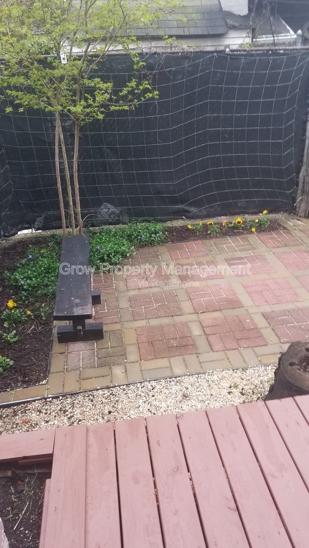 Building Photo - 2516 Cecil B. Moore Ave