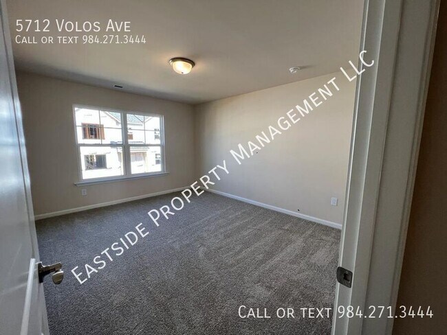Building Photo - 5712 Volos Ave