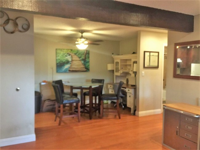 Primary Photo - 5800 Kanan Rd