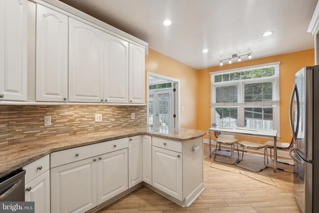 Building Photo - 8552 Westown Way