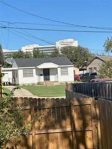 Building Photo - 5529-5531 Mesa Cir
