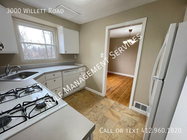 Building Photo - 2 bed, 1 bath house in Brentwood