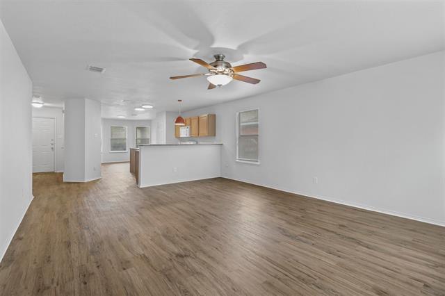 Building Photo - 2205 Lookout Ln