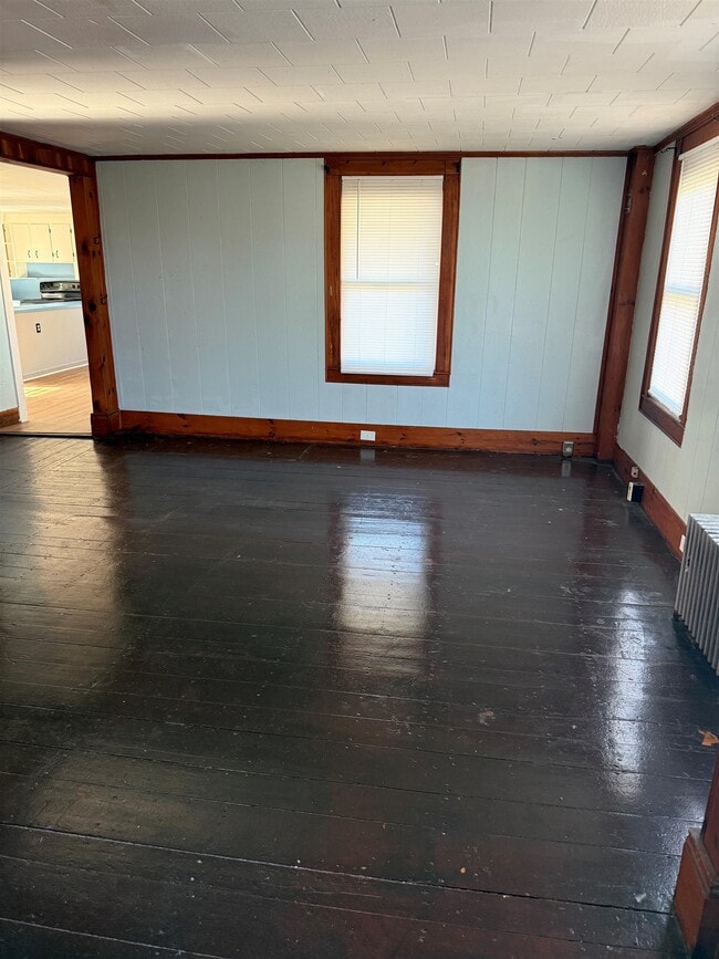 Building Photo - 50 Elm St