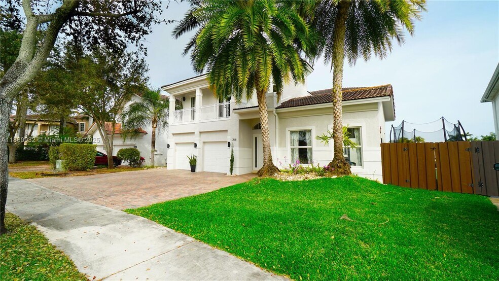 Building Photo - 7031 NW 113th Ct