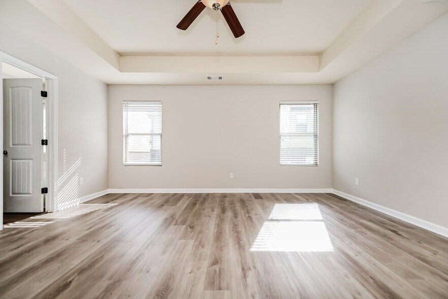 Building Photo - 1213 Faye Ct
