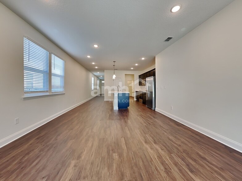 Building Photo - 133 Elcano Ln