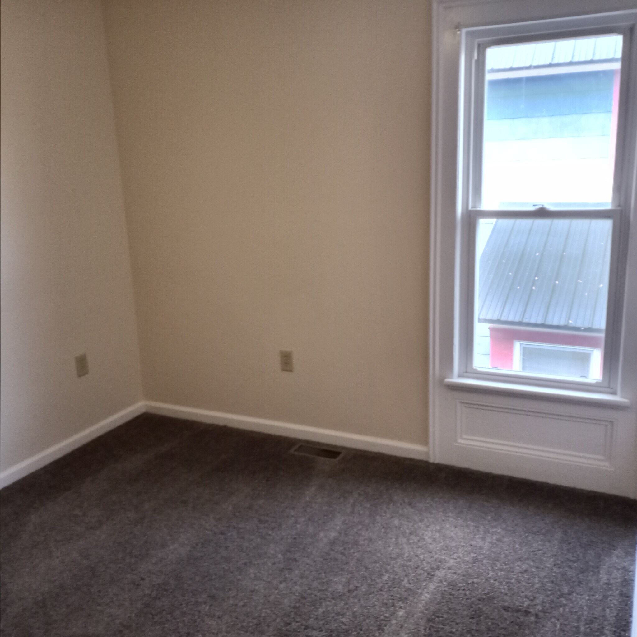 Building Photo - 43 Hawthorne St