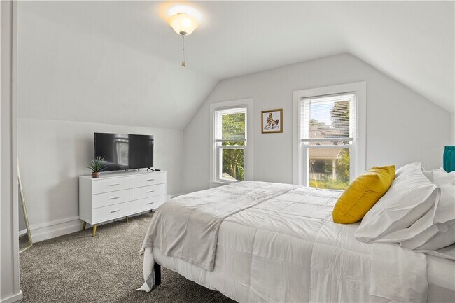 Building Photo - 95 Beaufort St