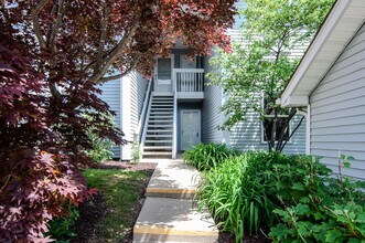 Building Photo - 1704 Weatherstone Dr