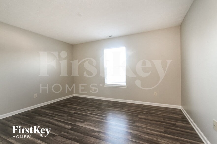 Building Photo - 235 Heartwood Hill