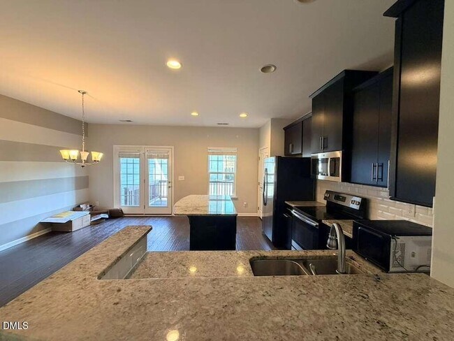 Building Photo - 112 Brier Summit Pl