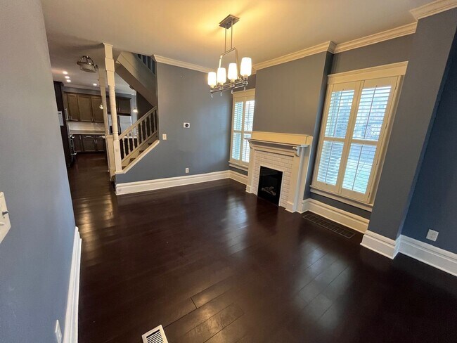 Building Photo - 991-993 Bryden Road