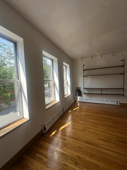 Building Photo - 477 St Marks Pl