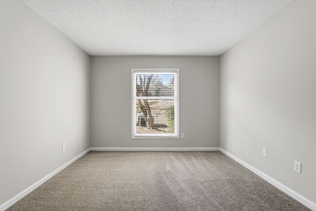 Building Photo - 3650 Ashford Dunwoody Rd