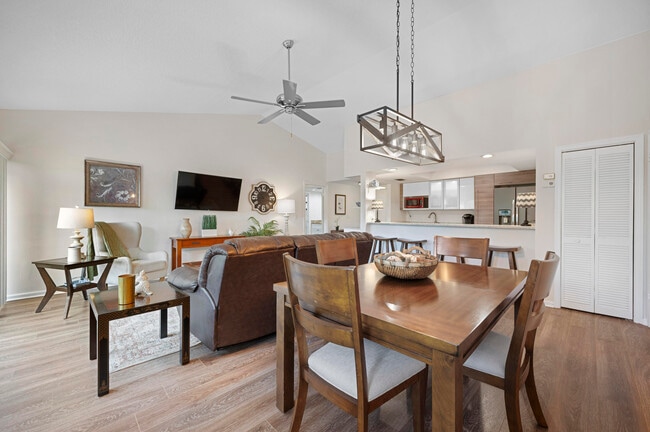Building Photo - 11863 Wimbledon Cir