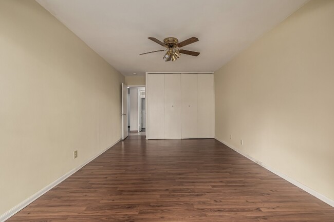 Building Photo - Wonderful One bed / One bath for rent in a...