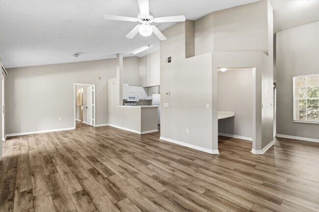 Building Photo - 10000 SW 52nd Ave