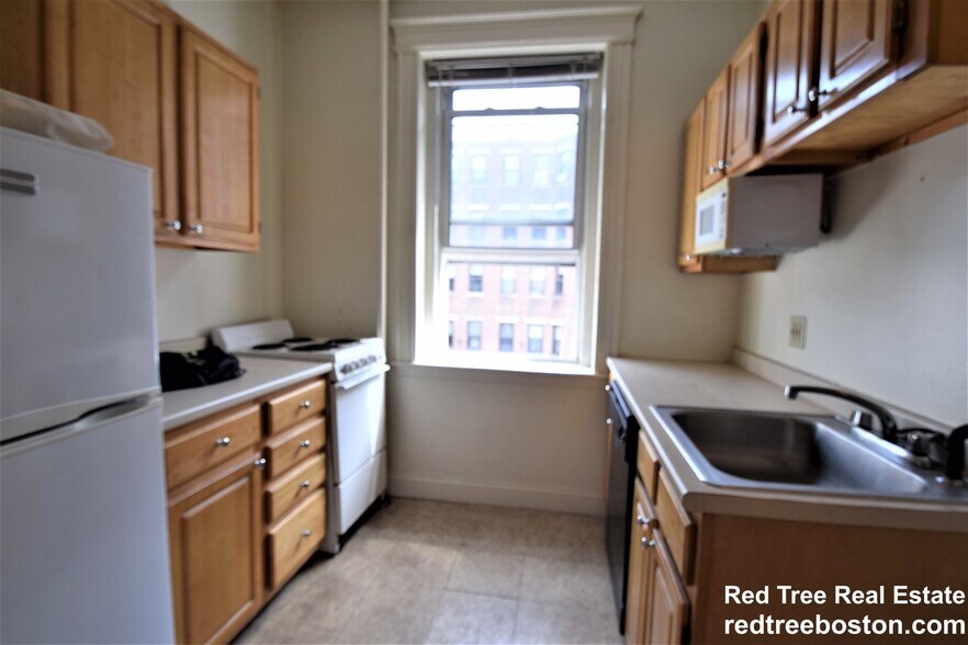 Primary Photo - 16 Queensberry St