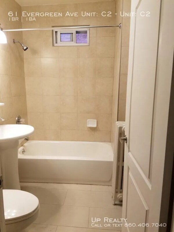 Building Photo - 59-61 Evergreen Ave