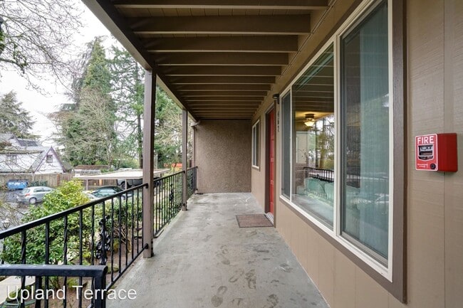 Building Photo - 410-476 Vista Ave SE