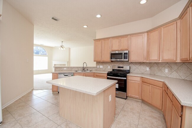 Building Photo - 10727 Gilford Crest Dr
