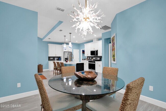 Building Photo - 275 Last Mango Dr