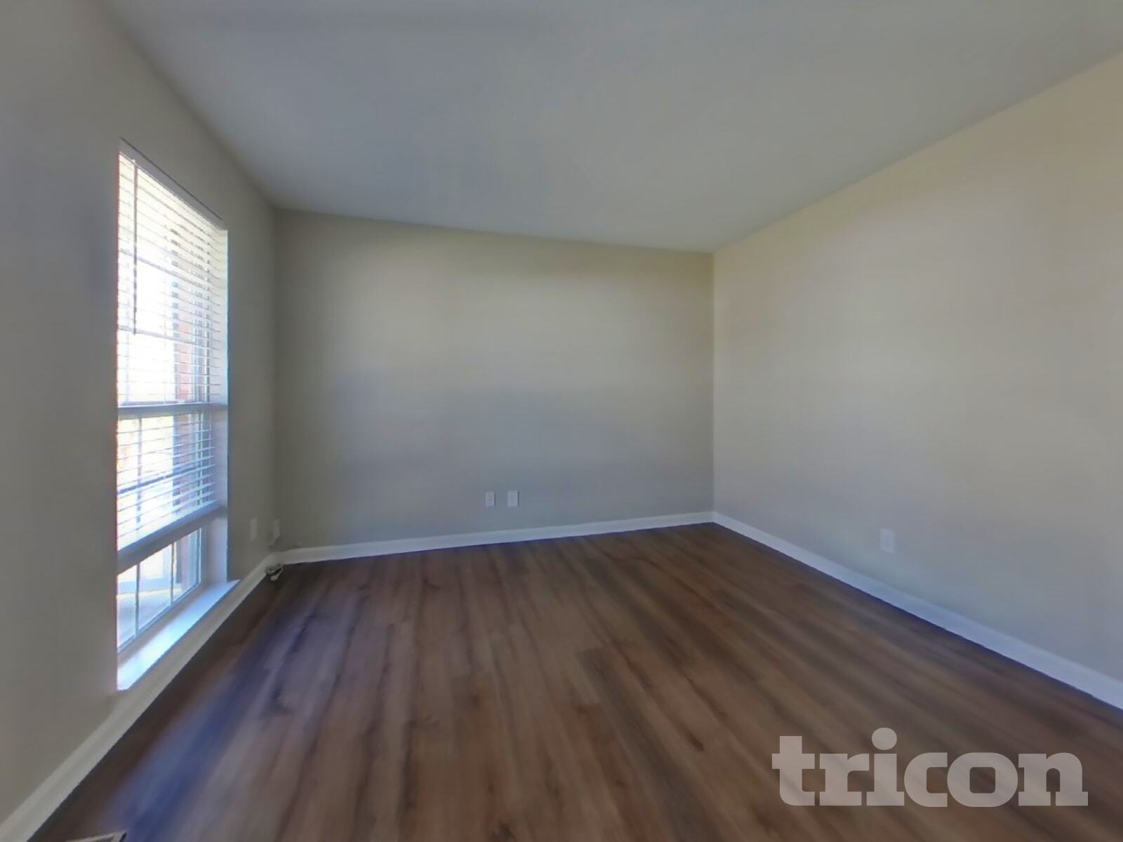 Building Photo - 4655 Queens Grove St