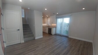 Building Photo - 126 Cowell St