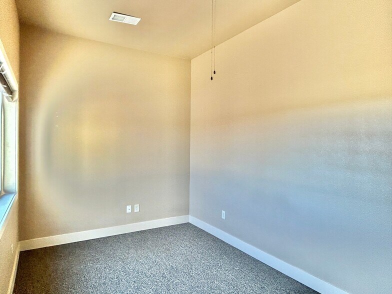 Building Photo - 5918 S Frontage Rd
