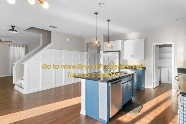Building Photo - 1801 Stonewater Dr